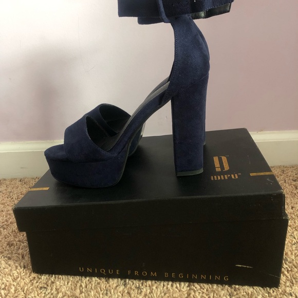 Sabrina - Picture 2 of 4